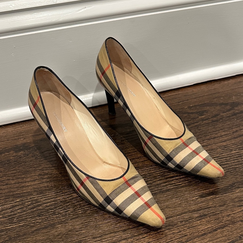 Burberry Checkered Tan and Black Heels